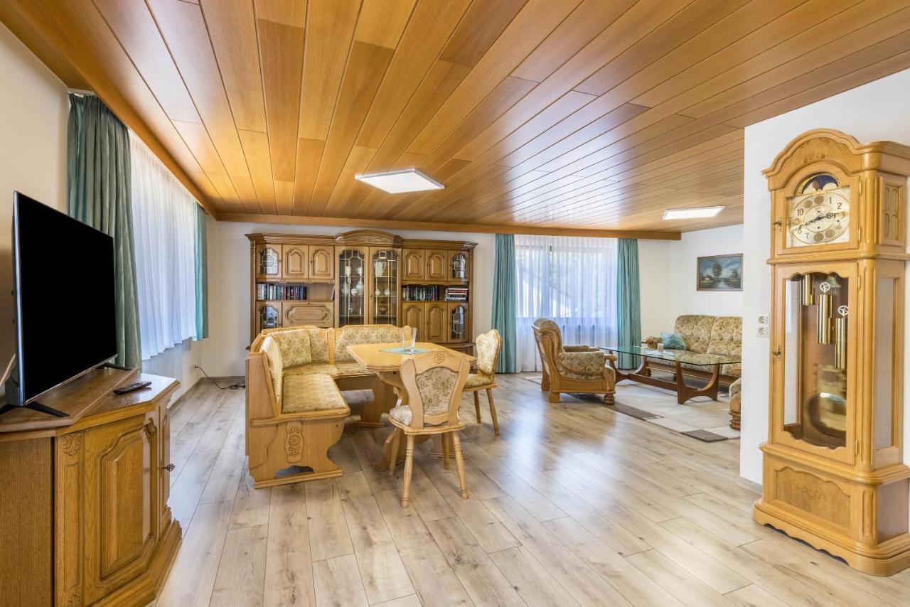B463 Penthouse Leilighet Albstadt Eksteriør bilde