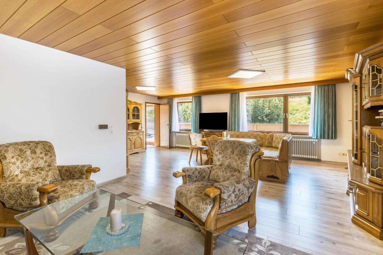 B463 Penthouse Leilighet Albstadt Eksteriør bilde